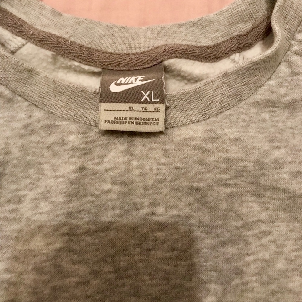 Nike sweatshirt